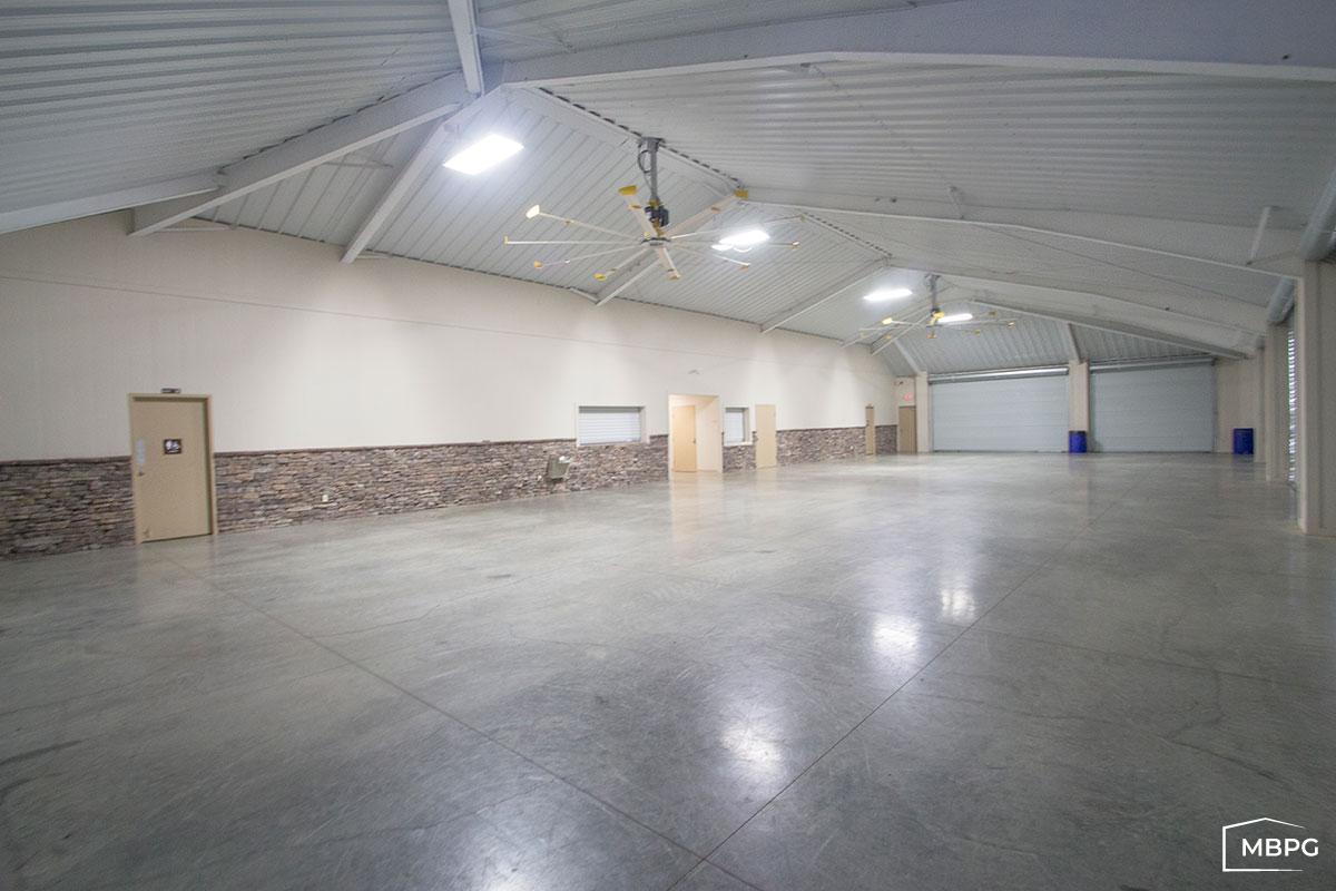 Clear-Span Metal Buildings Clear-Span Metal Building